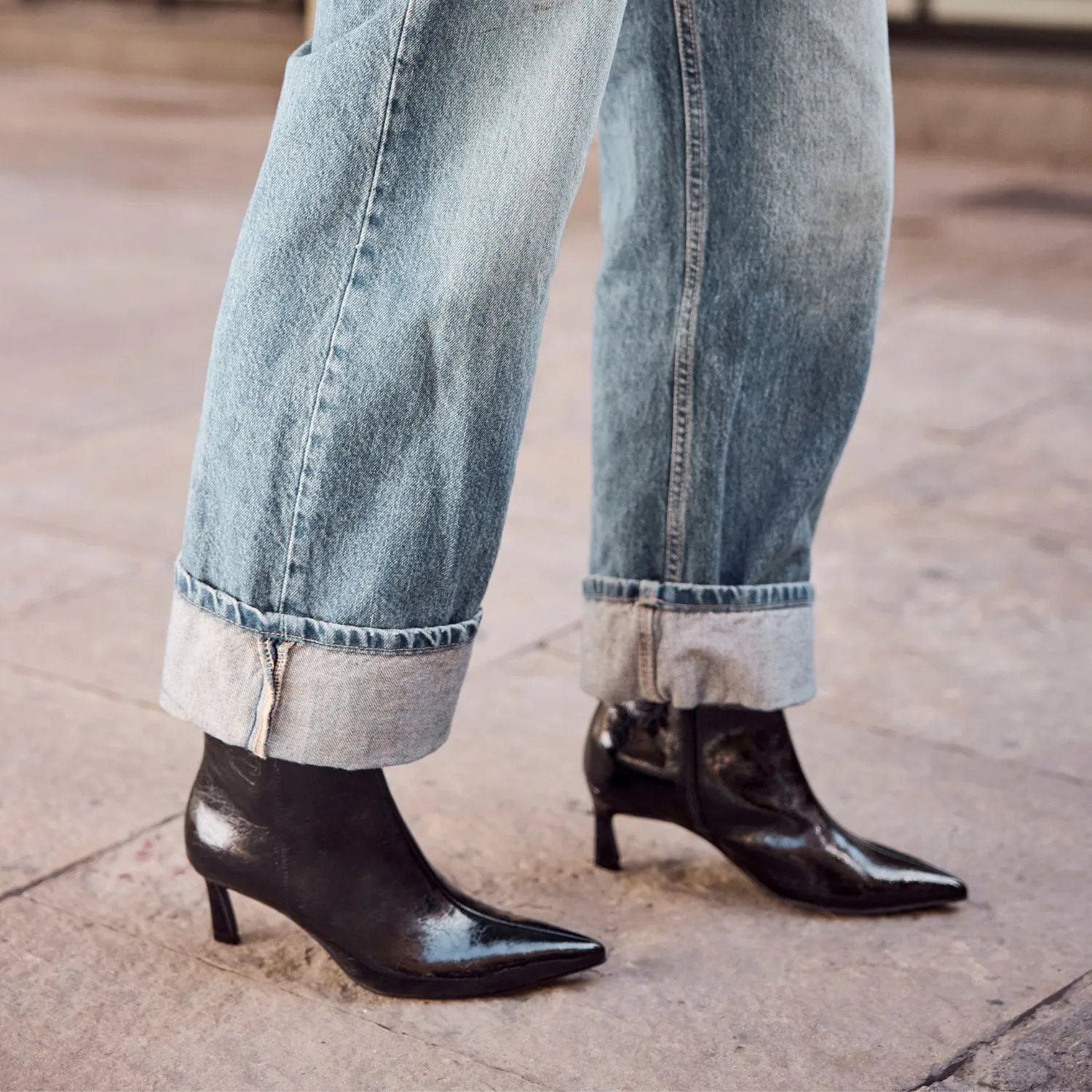 2405097_1601-5 slide-5